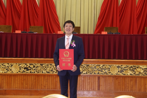 2016年度甘肃省自然科学奖一等奖获得者西北研究院——李新